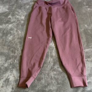 NWT Under Armour Women’s Purple Joggers Size M